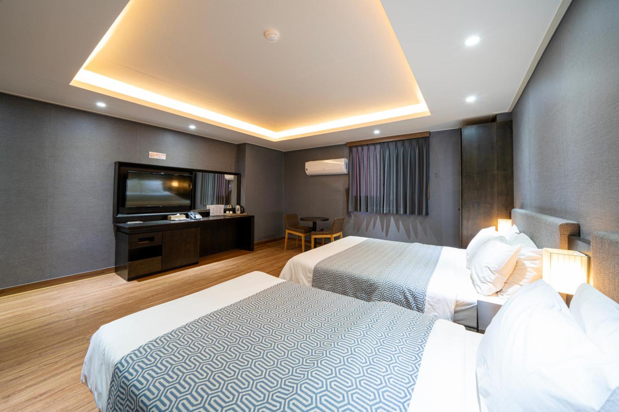 I-Check Hyunjin Hotel ทงเฮ ภายนอก รูปภาพ