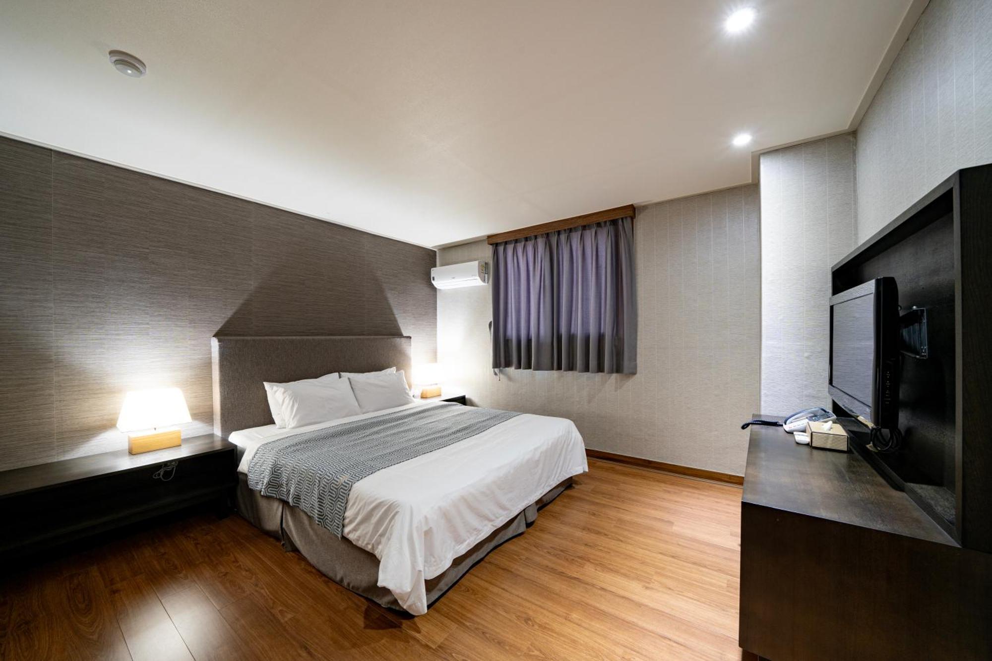 I-Check Hyunjin Hotel ทงเฮ ภายนอก รูปภาพ