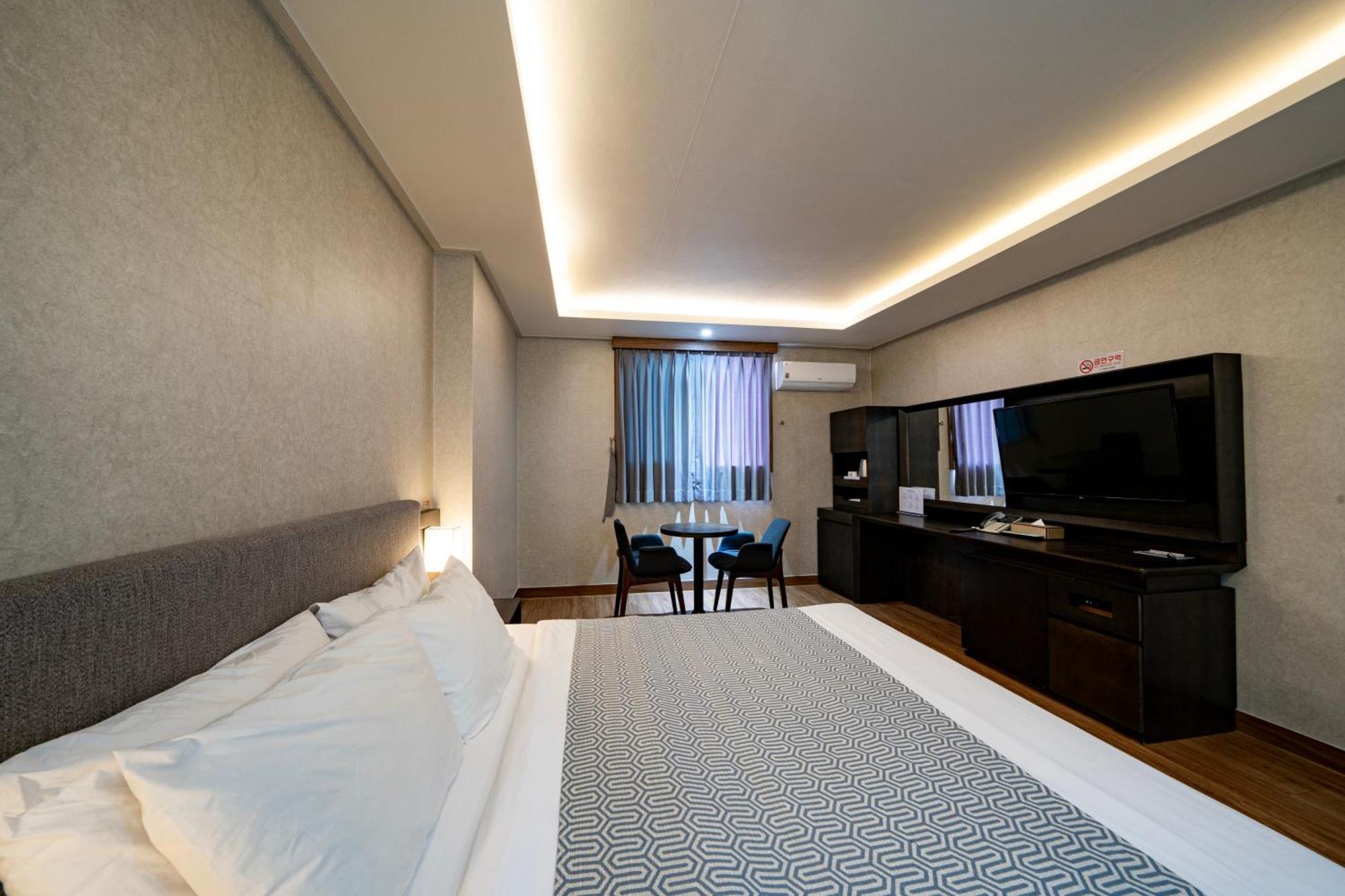 I-Check Hyunjin Hotel ทงเฮ ภายนอก รูปภาพ