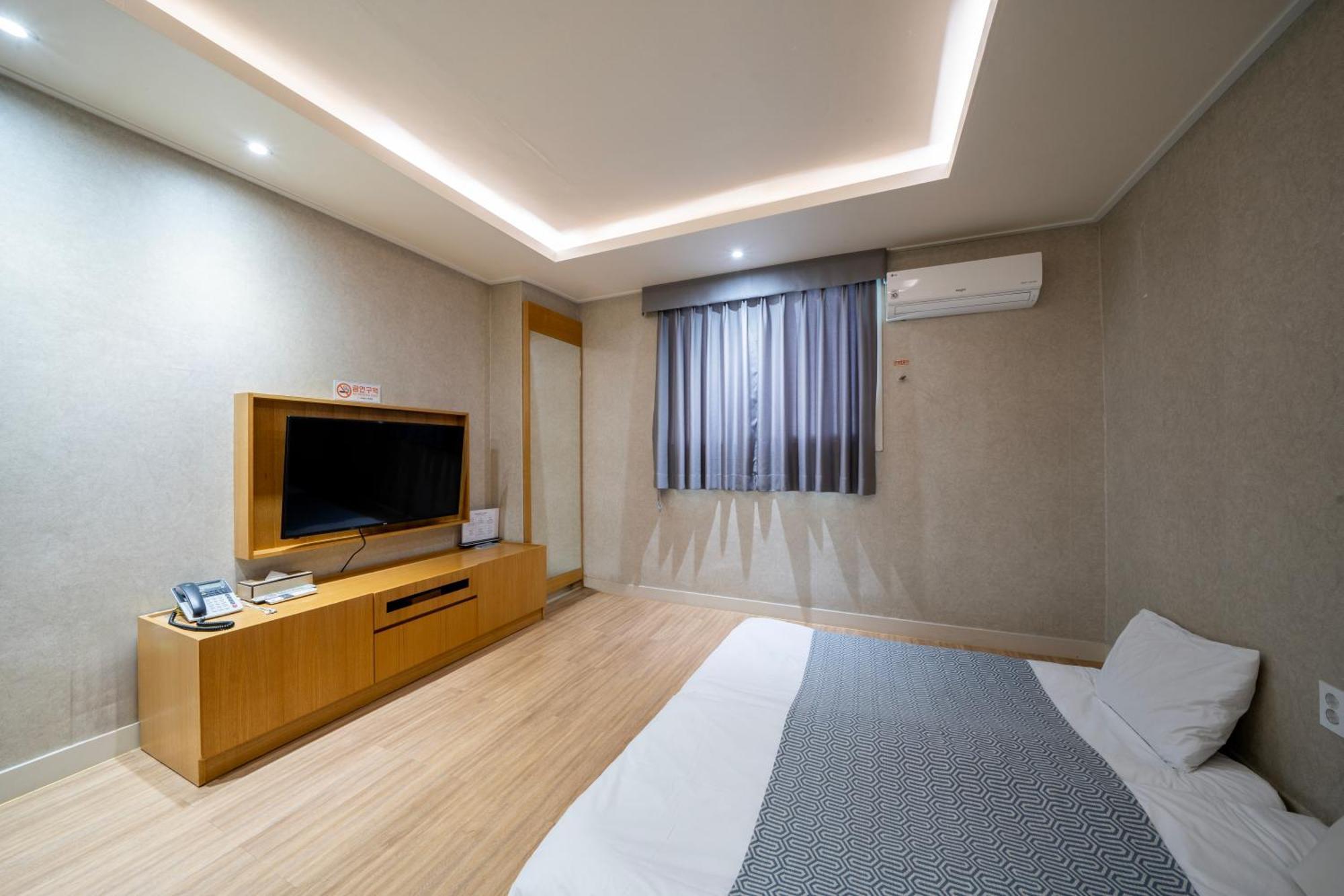 I-Check Hyunjin Hotel ทงเฮ ภายนอก รูปภาพ
