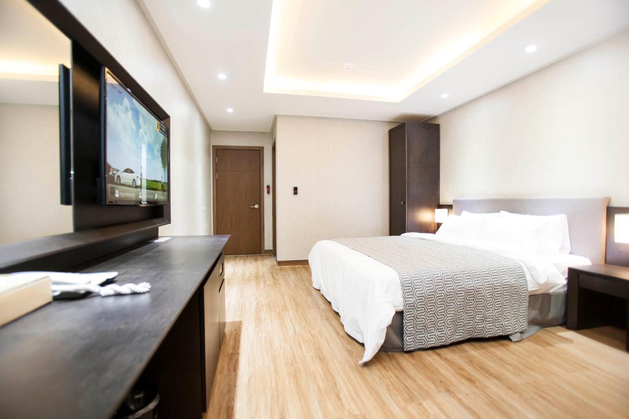 I-Check Hyunjin Hotel ทงเฮ ภายนอก รูปภาพ